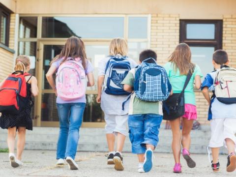 bambini a scuola