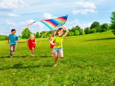 immagine di bambini che corrono per evocare il tema della conferenza conclusiva della terza fase preparatoria del Sistema europeo di Garanzia per i bambini vulnerabili