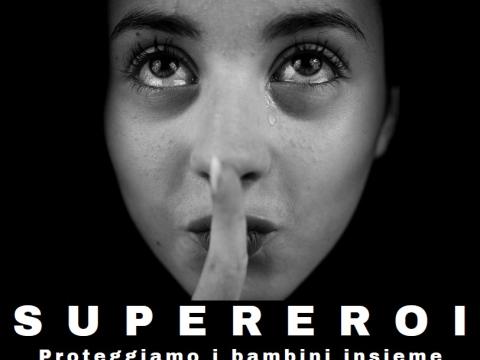 locandina della mostra Supereroi